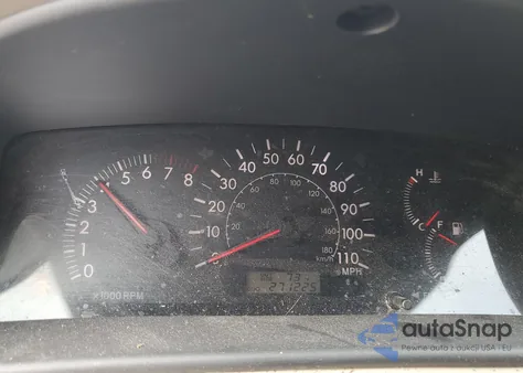 2005 Toyota Corolla Ce z USA, uszkodzony, nr VIN 1NXBR32E35Z373361